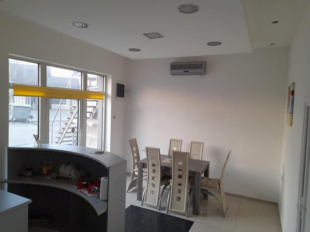 شقة Zaječar  في Apartman Mladenovic المظهر الخارجي الصورة